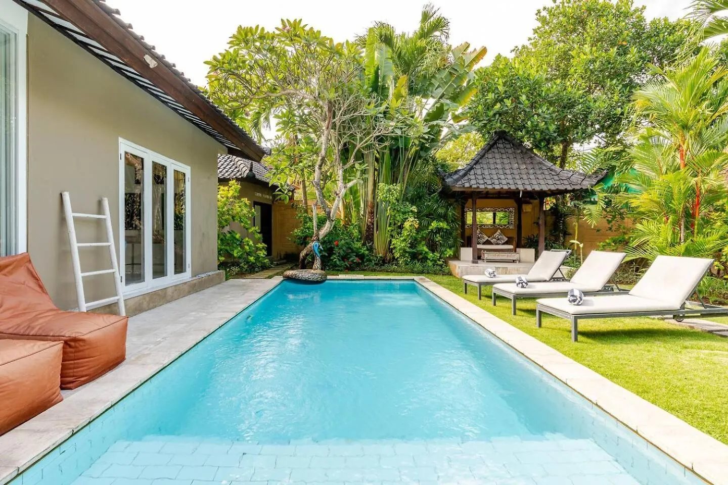 Villa Sitara, Sitara Villa Group Seminyak 0*,  Indonésie