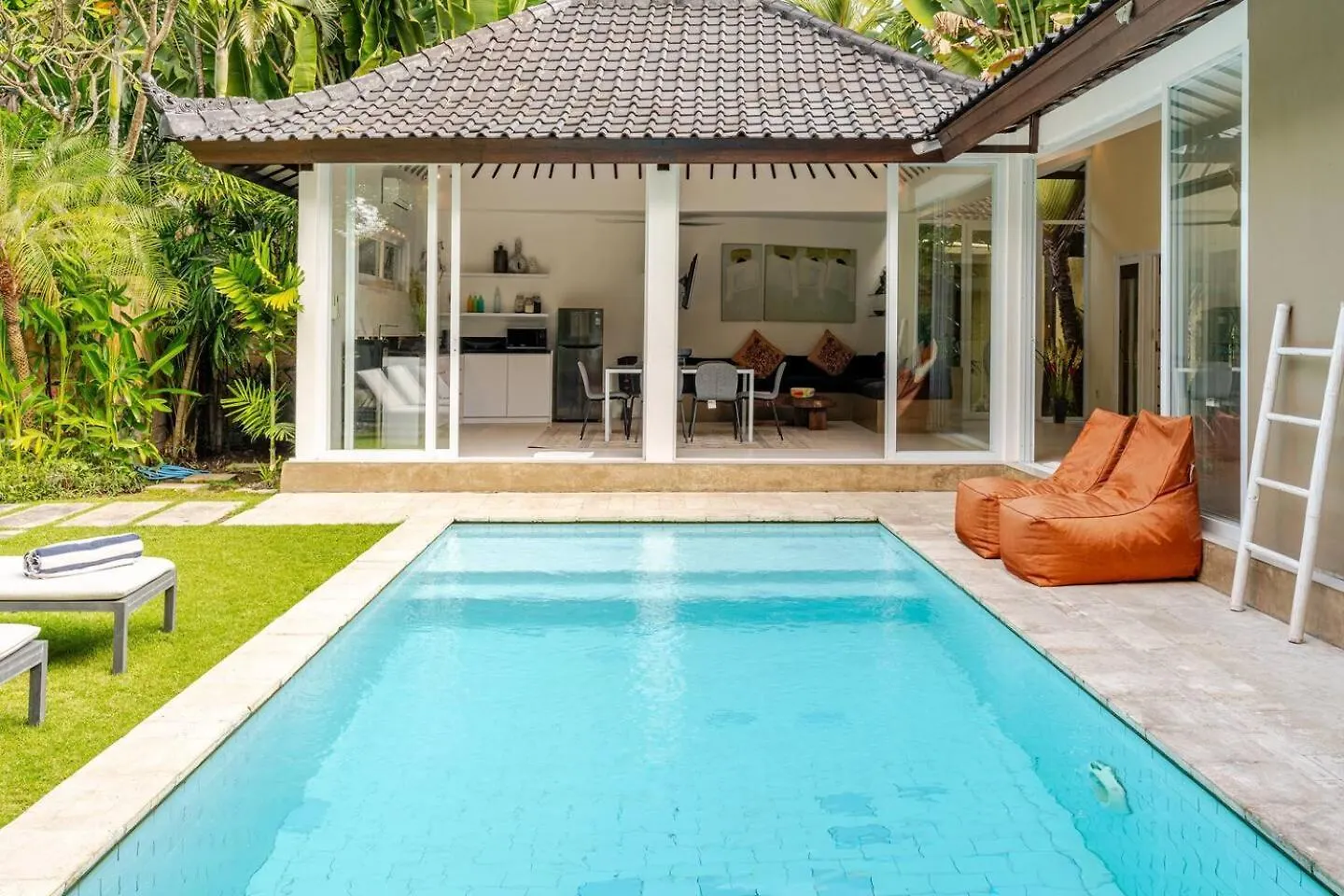 Villa Sitara, Sitara Villa Group Seminyak