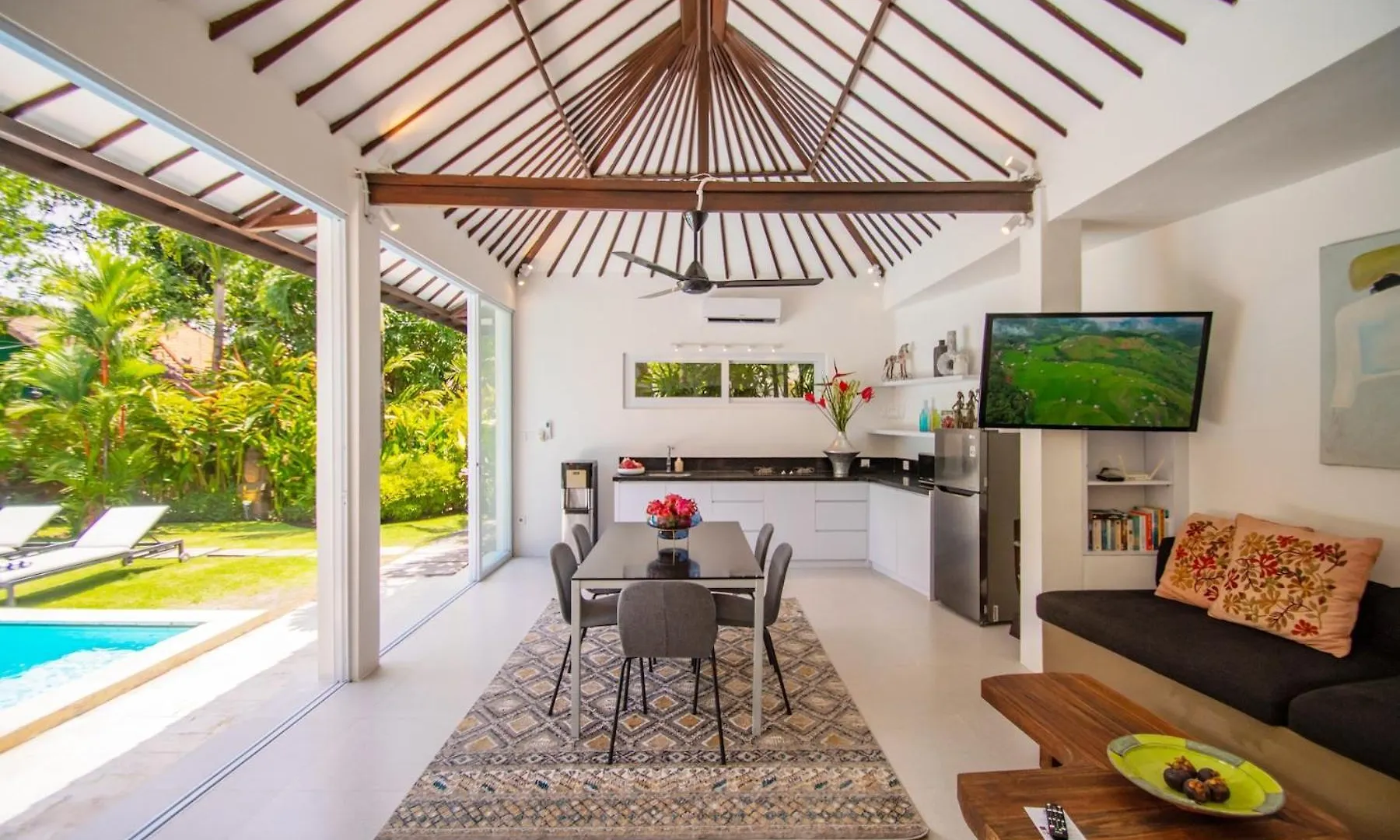 Villa Sitara, Sitara Villa Group Seminyak