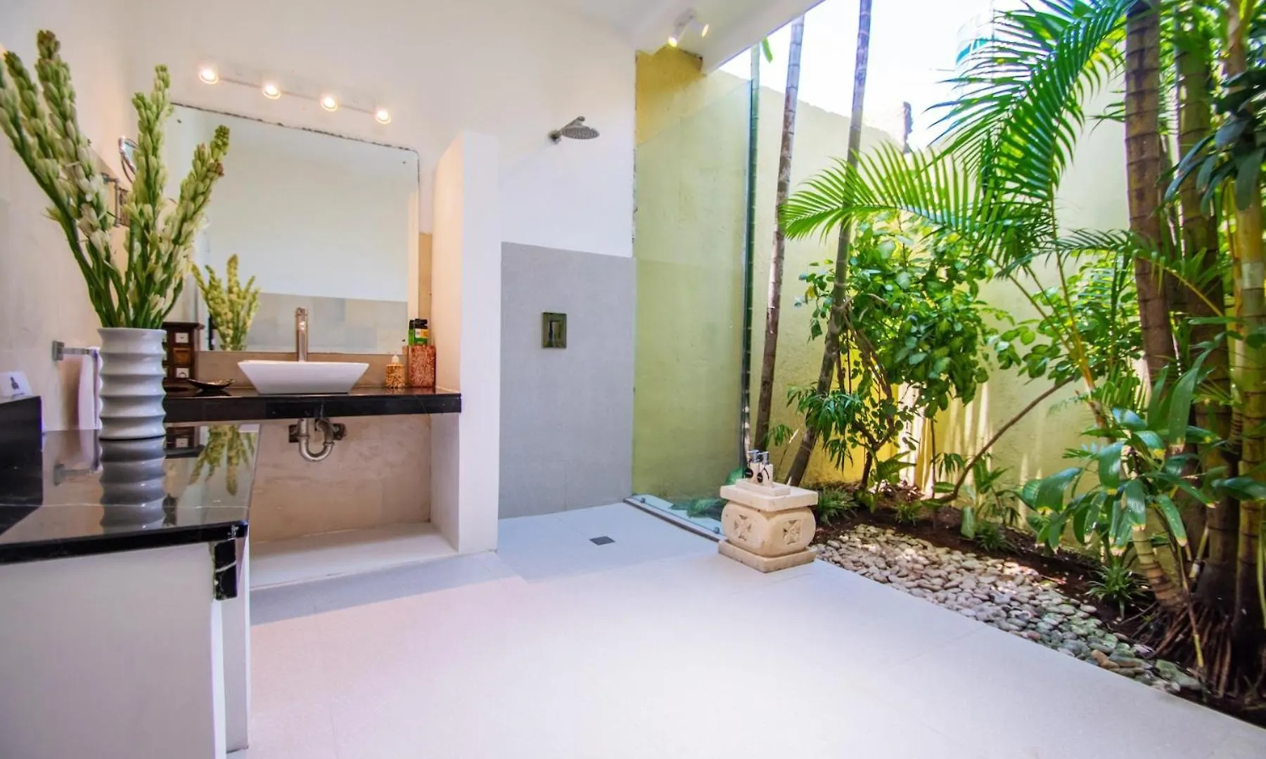 Villa Sitara, Sitara Villa Group Seminyak   Seminyak (Bali)