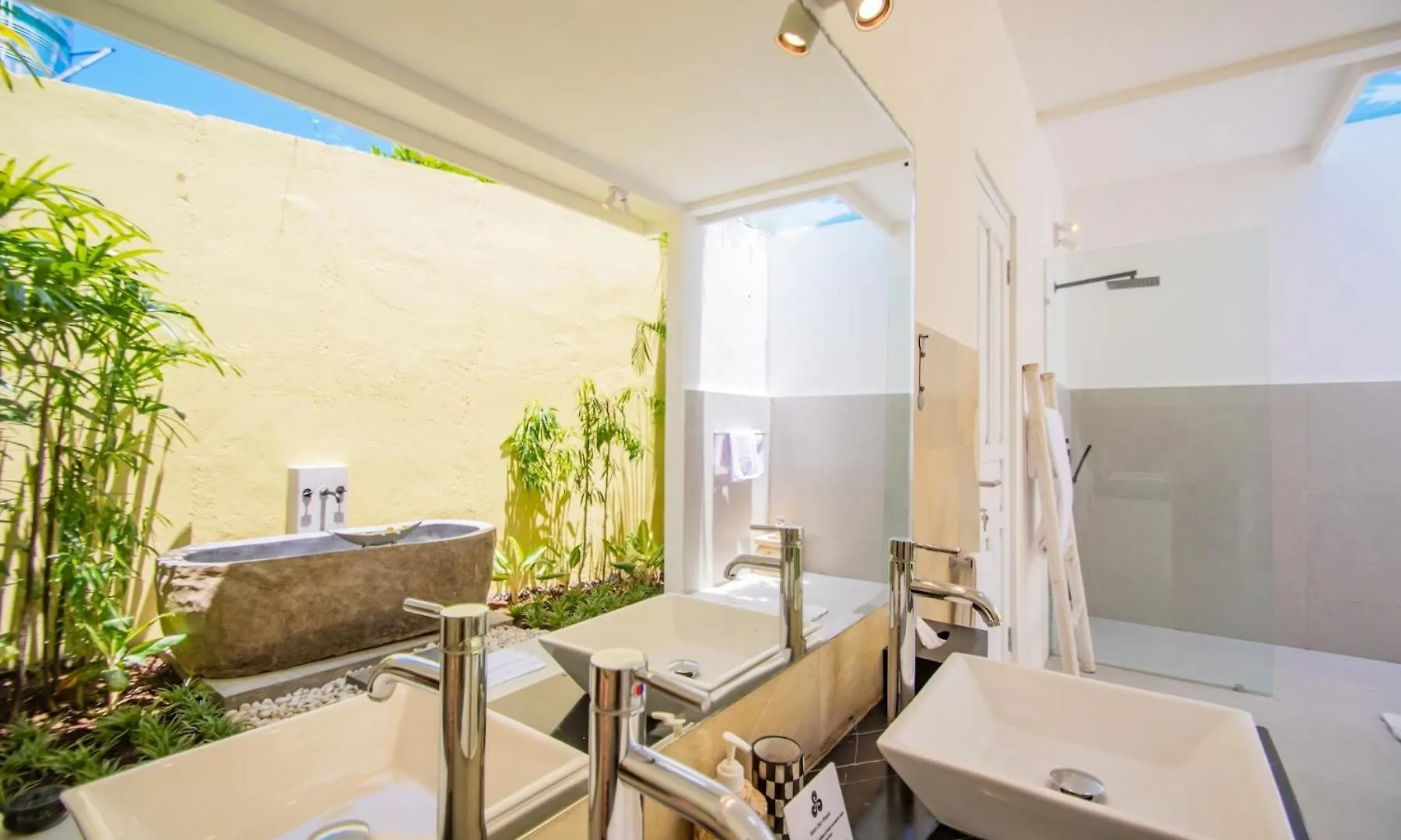 Villa Sitara, Sitara Villa Group Seminyak