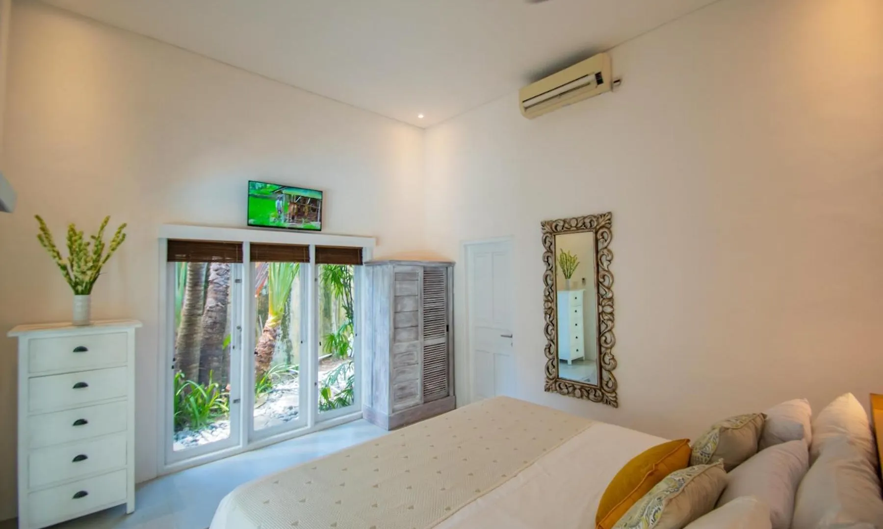 Villa Sitara, Sitara Villa Group Seminyak  0*, Seminyak (Bali)