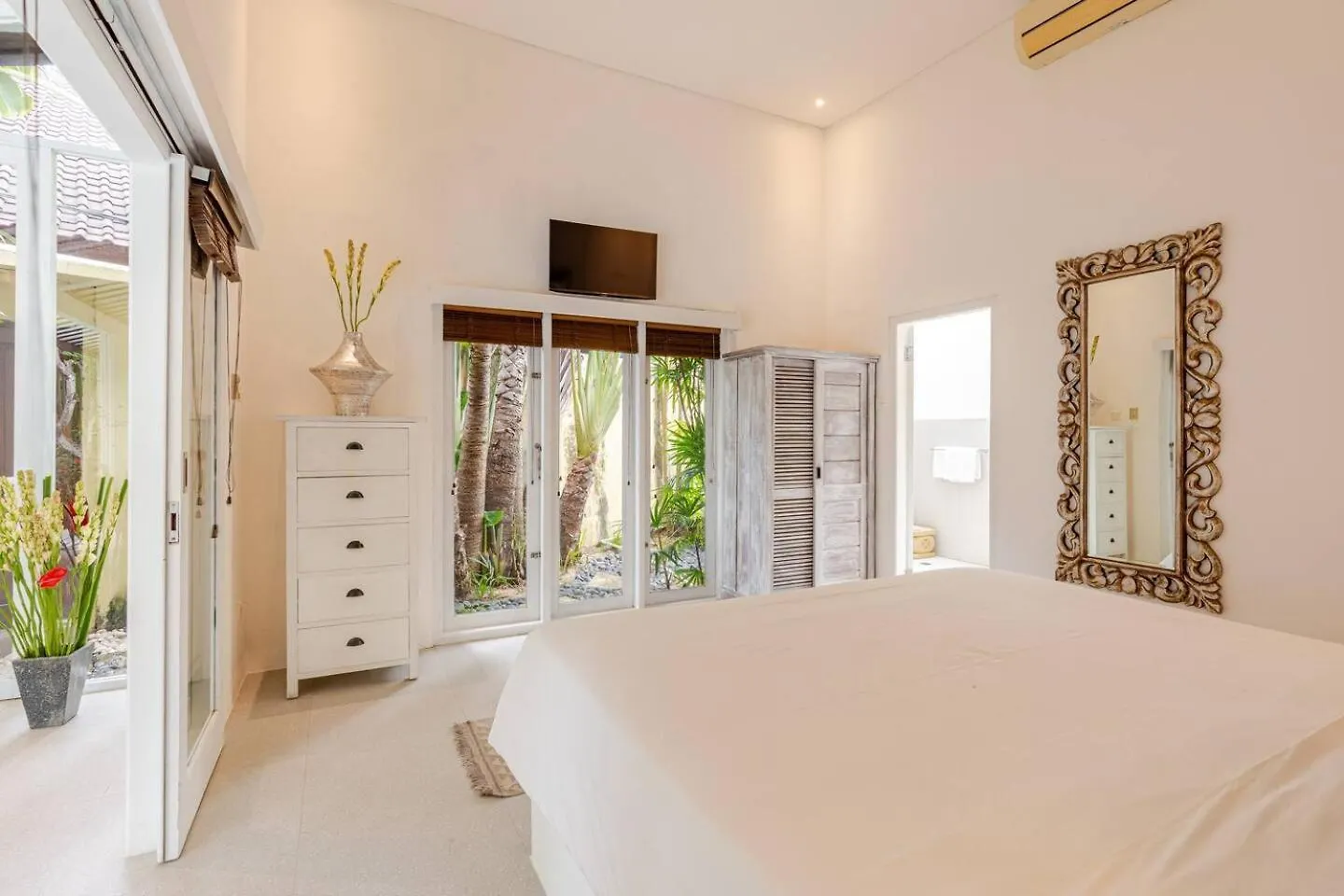Villa Sitara, Sitara Villa Group Seminyak  Indonesia